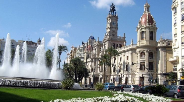 Plaza del Ayuntamiento de Valencia. Foto Wikimedia Commons (CC BY SA 2.5)