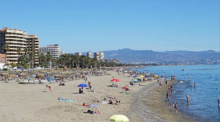 Vista de una playa en Torremolinos (Málaga) | Foto: Flickr (CC BY 2.0)