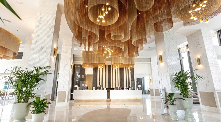 lamparas lobby hotel riu palace maspalomas