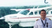 La niña que nació en pleno vuelo y lleva el nombre del piloto | Fernando Orellana & foto vía Facebook 