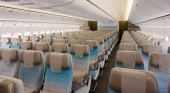 Vista de la cabina de pasajeros de un Boeing 777 200LR de la compañía | Foto: Emirates