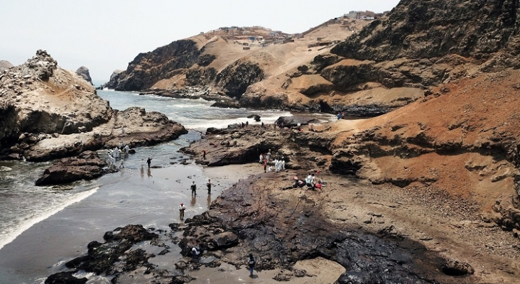 Perú cifra en 52 millones de dólares las pérdidas del turismo por el vertido de petróleo | Foto: Ministerio del Ambiente de Perú