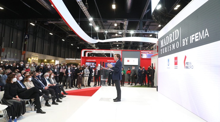 El alcalde de a capital, José Luis Martínez Almeida, durante la presentación del proyecto en FITUR 2022 | Foto: Turismo de Madrid