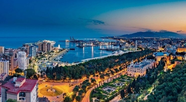 Vista aérea del puerto de Málaga | Foto vía Cinco Días