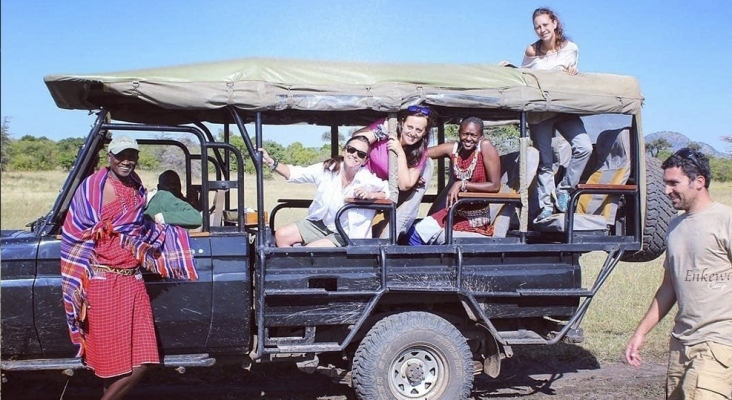 Enkewa Camp Safari