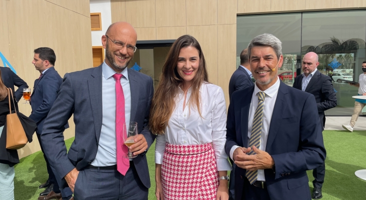 Carlos Saavedra, socio de PwC España, María José Miranda, vicepresidenta de la ZEC y Alberto Bernabé Senior Advisor en PwC España