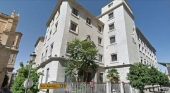 Edificio de la antigua sede de Caja Granada en la Plaza de Villamena (Granada) | Foto: vía Google Maps