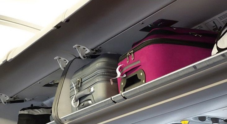 'low cost' compiten con el equipaje de mano