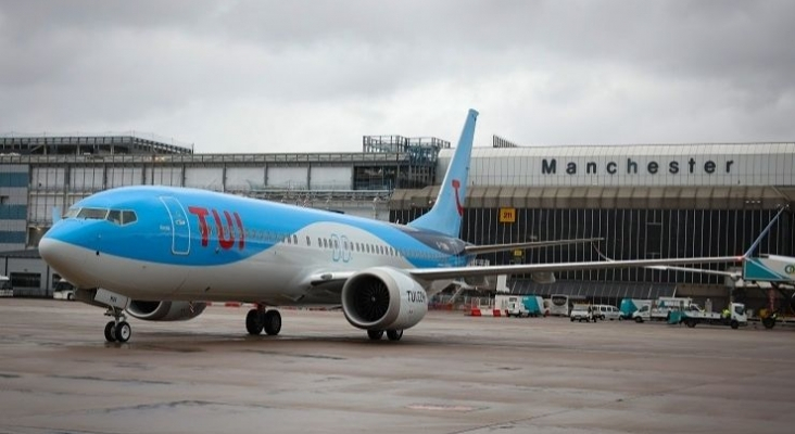 Avión Boeing 737 MAX de TUI Airways en el aeropuerto de Mánchester | Foto: TUI