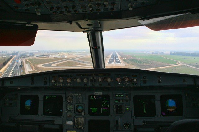 Vueling abre convocatoria para pilotos HT320