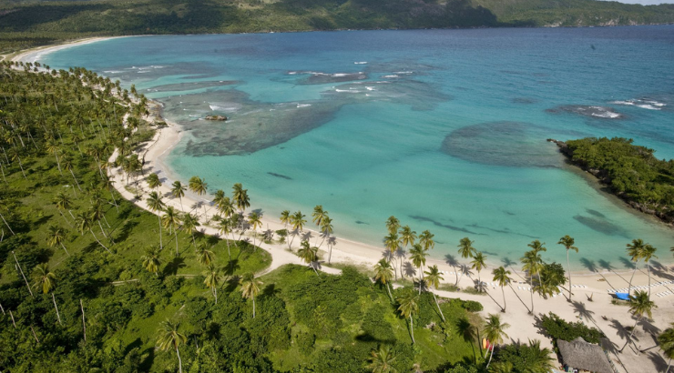 Bahía de SamanáFoto GoDominicanRepublic