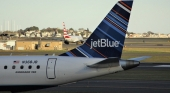 Tras el caos en su operativa el primer trimestre, JetBlue cancela el 10% de sus vuelos de verano