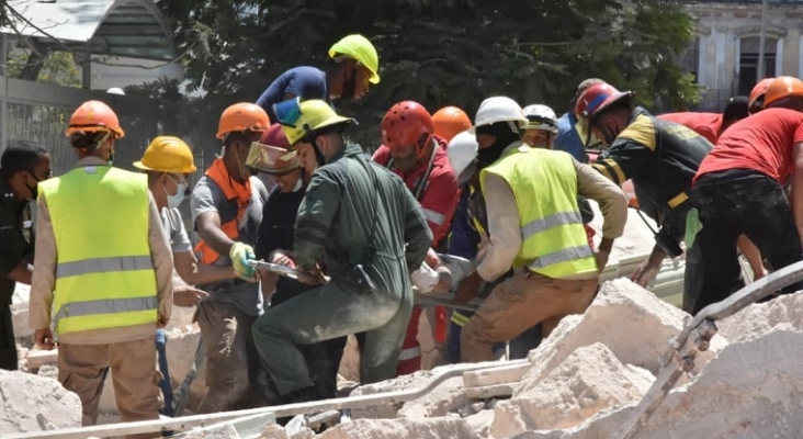 Asciende a 43 la cifra de fallecidos por la explosión del Hotel Saratoga de La Habana (Cuba) | Foto: Miguel Díaz Canel Bermúdez vía Twitter