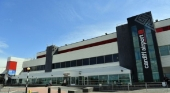 La “tormenta perfecta” en los aeropuertos ahoga las intenciones de viaje de los británicos | Foto: Fachada principal del Aeropuerto de Cardiff (Gales, Reino Unido) 