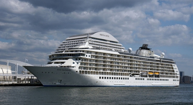 La ‘comunidad de vecinos’ del crucero de superlujo The World elige recalar en Gijón | Foto: Wikipedia (CC BY 2.5)