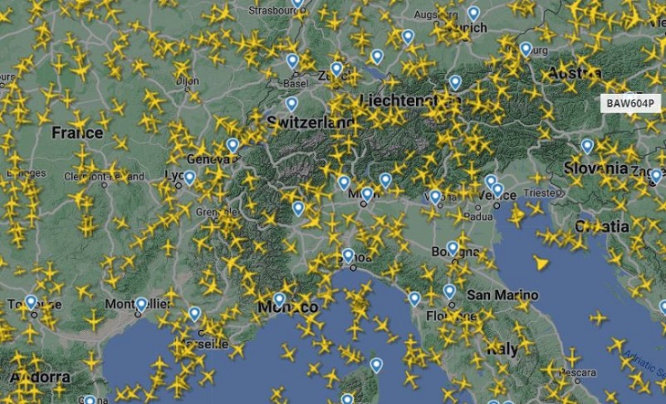 El tráfico aéreo en el espacio suizo ya se ha reactivado El tráfico aéreo en el espacio suizo ya se ha reactivado