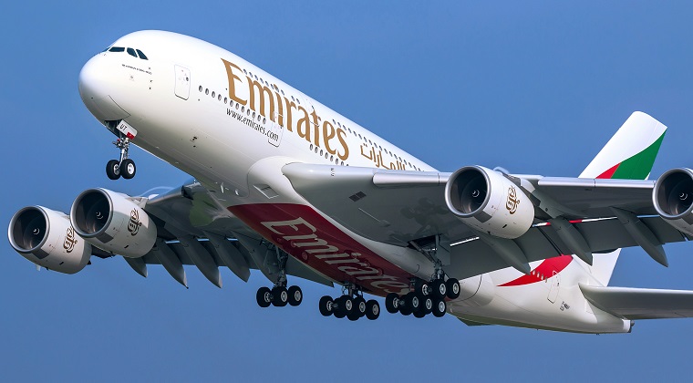 Emirates se rebela: no cumplirá las limitaciones del Aeropuerto de Londres-Heathrow