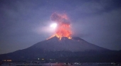 Erupción del volcán Sakurajima (Japón) | Foto: cursorenlanotica.com.mx