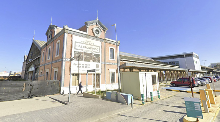 Vestíbulo de la estación de trenes de Cádiz  | Foto: Google Maps