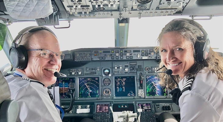 Frente a la falta de pilotos, una abuela retirada comanda un vuelo 24 años después | Foto: Southwest Airlines