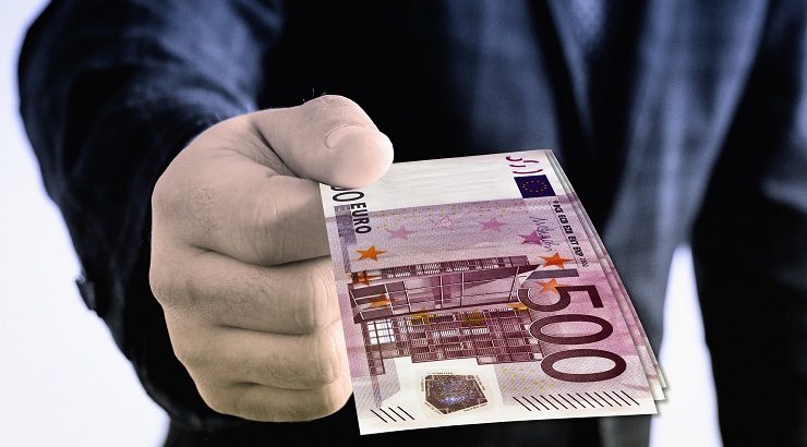 El "empleado mercenario" busca ganar más dinero. Foto: Pixabay