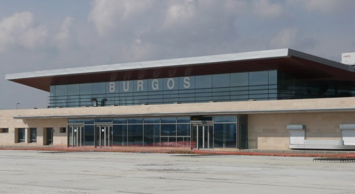 El Aeropuerto de Burgos podría recuperar la actividad gracias a la aerolínea canaria Binter.
