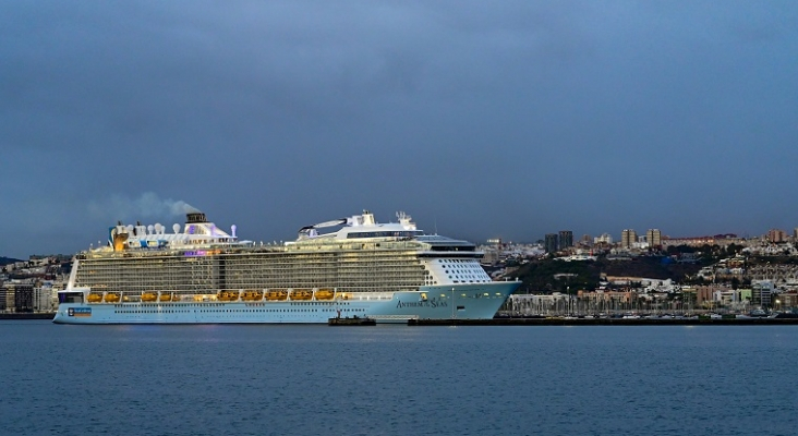 Royal Caribbean tendrá que defenderse de un delito de omisión de documentos en el ERE de Pullmantur