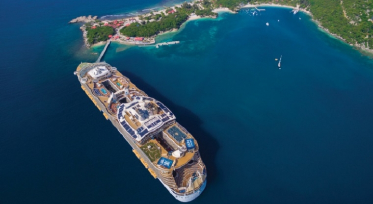 A pesar de reportar beneficios, la industria de los cruceros volverá a subir los precios | Foto: Royal Caribbean International