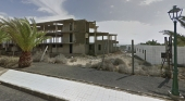 Tribunal fuerza la demolición de un hotel en Costa Teguise (Lanzarote) tras amenazar con multas al alcalde