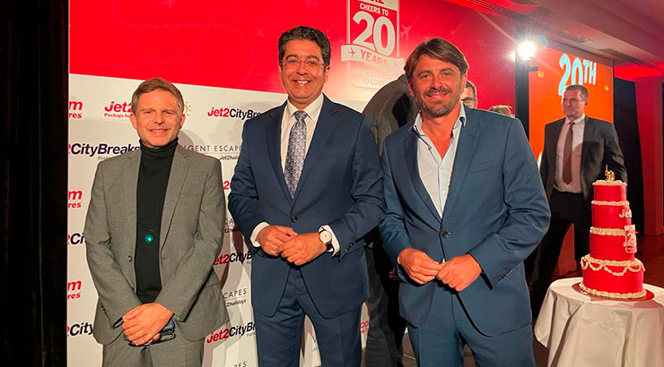 David Pérez, CEO Turismo de Tenerife, Pedro Martin, presidente del Cabildo Insular de Tenerife y Jorge Marichal, presidente de la CEHAT