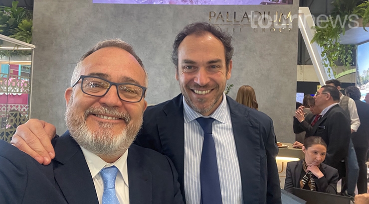 Ignacio Moll, CEO de Tourinews; Jaime Hevia, Regional Cluster Director of Sales EMEA de Palladium Hotel Group. Foto: Tourinews©
