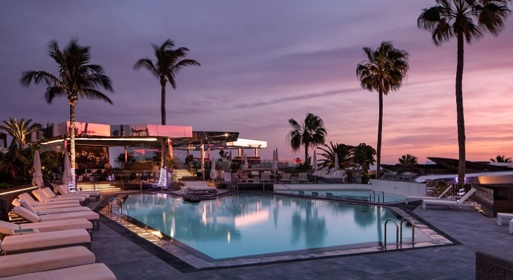 Hotel La Isla y El Mar (Lanzarote), perteneciente de Grupo Martínez Abolafio