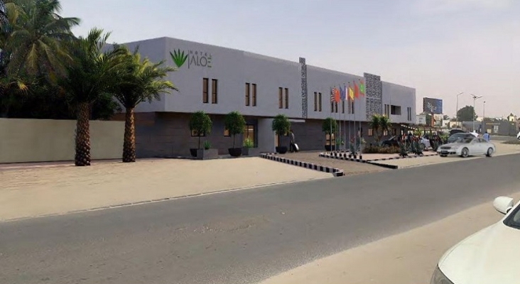 Diseño de la fachada del Hotel Aloe Emira NKC