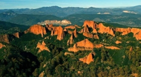 Vista aérea del Monumento Natural de Las Médulas (León) | Foto: Junta de Castilla y León