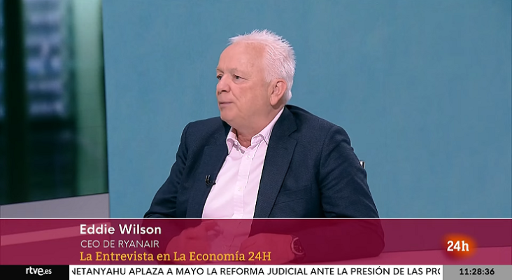 Eddie Wilson (Ryanair) cree que es “ridículo” que se aplique la ‘tasa verde’ a los vuelos hacia Canarias Captura Economía en 24 horas de RTVE