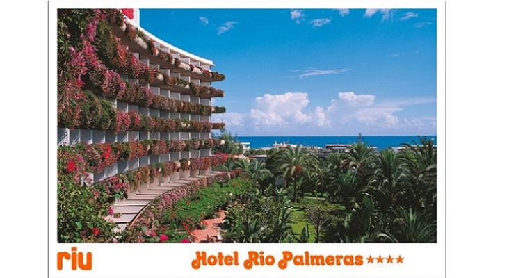 Imagen de los 80 del antiguo hotel Río Palmeras, antes de la unificación de todos los hoteles de la cadena bajo la marca RIU.