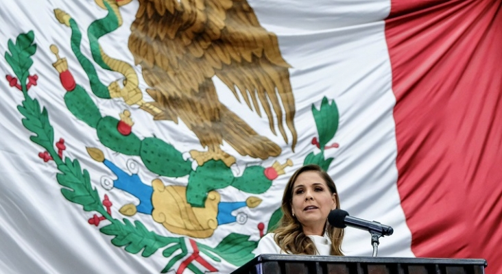 La gobernadora del Caribe mexicano niega la evidencia denunciando que las noticias sobre crímenes son fake | Foto: Mara Lezama