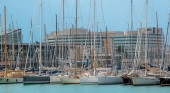 El puerto de Barcelona estrena su primer cargador eléctrico para barcos