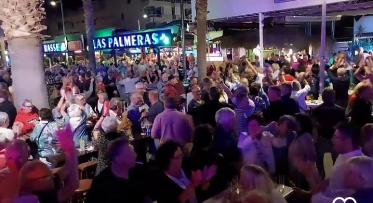 El alcohol protagoniza otro inicio de temporada en Playa de Palma (Mallorca), a pesar de la ley antiexcesos