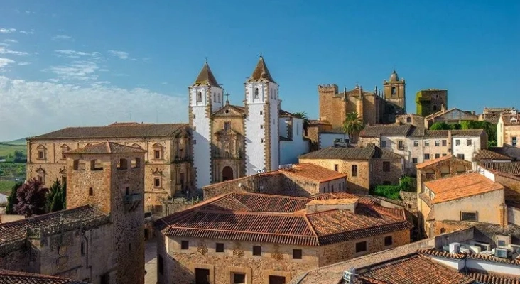 Vista del casco histórico de Cáceres | Foto: vía Guía Repsol