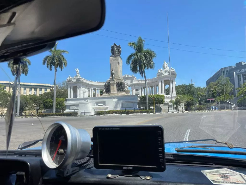 El transporte en La Habana se reinventa: los cubanos crean su propio Uber