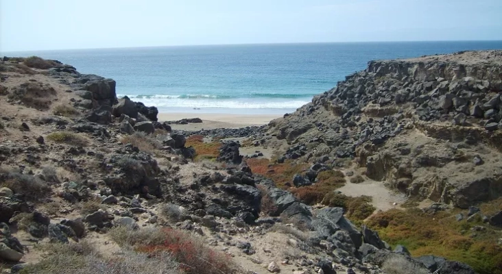 Playa de Tebeto, La Oliva (Fuerteventura) Foto Xosema (CC BY SA 4.0)