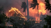 Arde Hawái un devastador incendio en zonas turísticas se cobra al menos 36 víctimas mortales | Foto: vía Twitter (@DubFireBrigade)