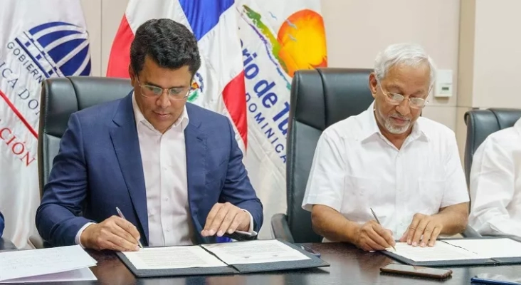 Los ministros de Turismo y de Educación firman el convenio de colaboración