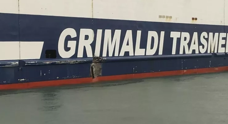 Vía de agua en el ferry 'Ciudad de Mahón' de GrimaldiFoto Autoridad Portuaria de baleares