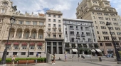 En el centro de la imagen, el antiguo edificio de oficinas propiedad de la familia Gut Revoredo (Prosegur), con el Casino Real de Madrid a la izquierda | Foto: vía Google Maps
