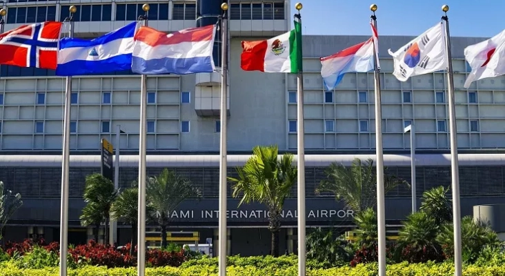 American Airlines quiere establecer un vuelo desde el Aeropuerto Internacional de Miami a Mallorca