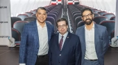 Por la izda.: Víctor Pacheco, presidente de AraJet, y Hans Dannenberg, embajador dominicano en Canadá | Foto: AraJet