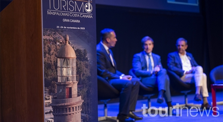 Mesas de debate en la primera jornada del XI Foro Internacional de Turismo Maspalomas Costa Canaria | Foto: Nacho González Oramas
