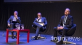 Juan Palop, Sebastián Sanso y Agustín Viera durante el debate ‘La arquitectura hotelera adaptada al cambio climático y la salud’ Foto Nacho González Oramas